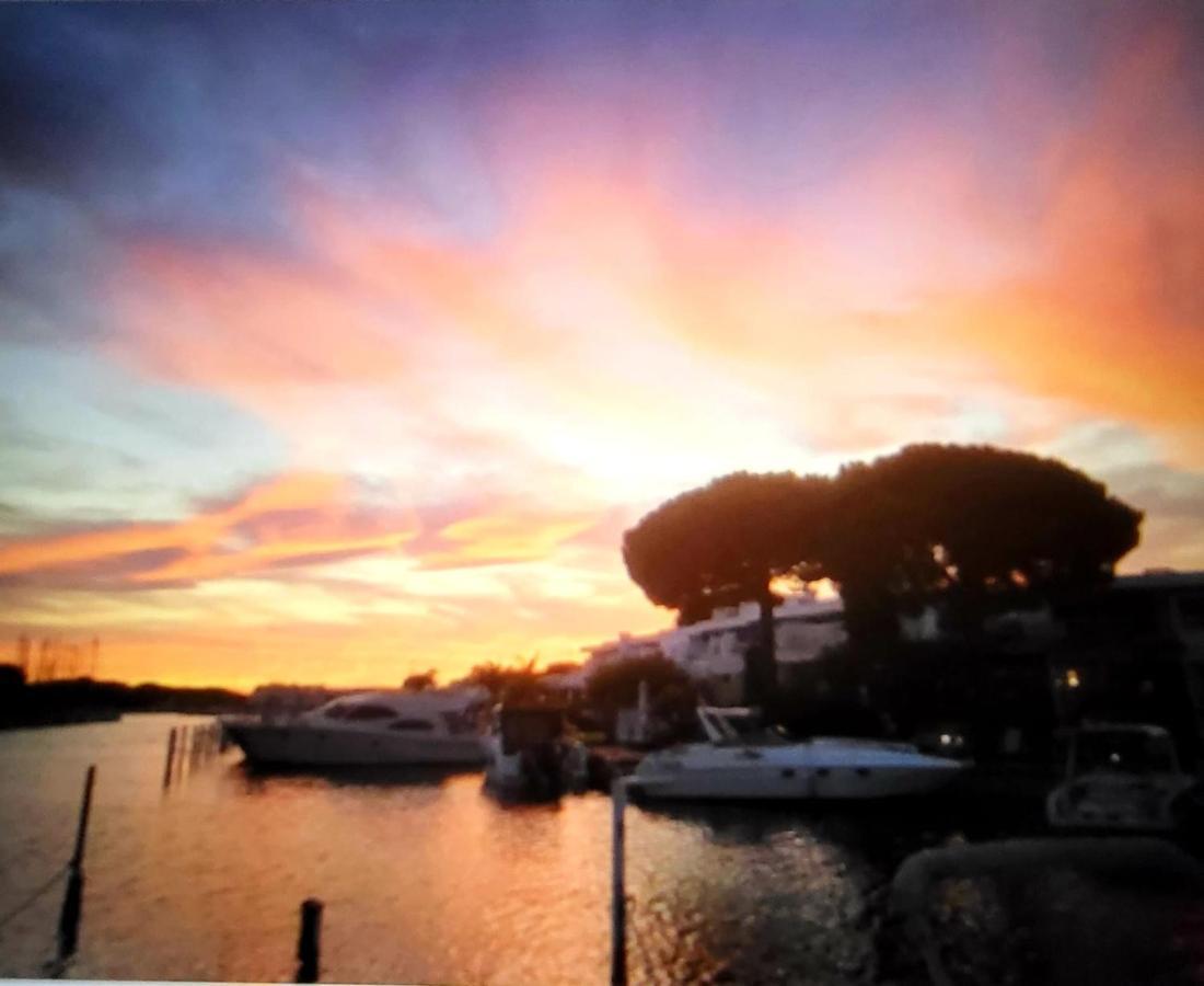 Marina Sunset Villa Le Grau-du-Roi Exterior photo